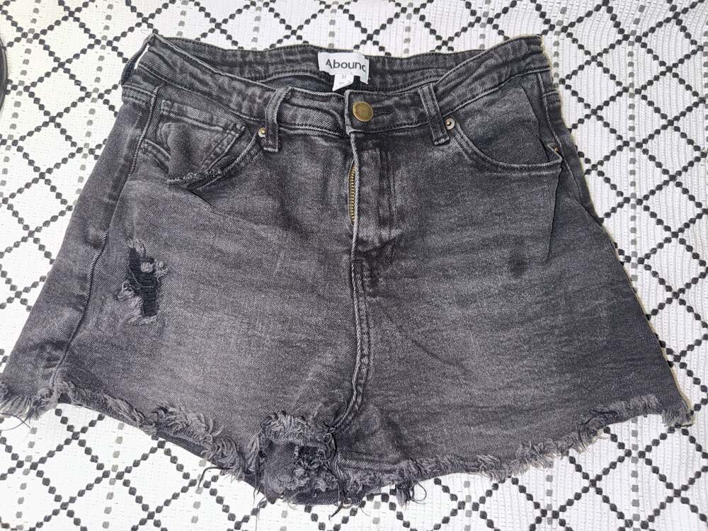 Abound Womens Size 31 Black Distressed Denim Shorts High Rise Cutoff Raw Hem